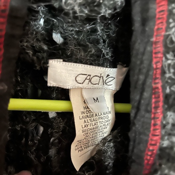 Cache top - Picture 2 of 4